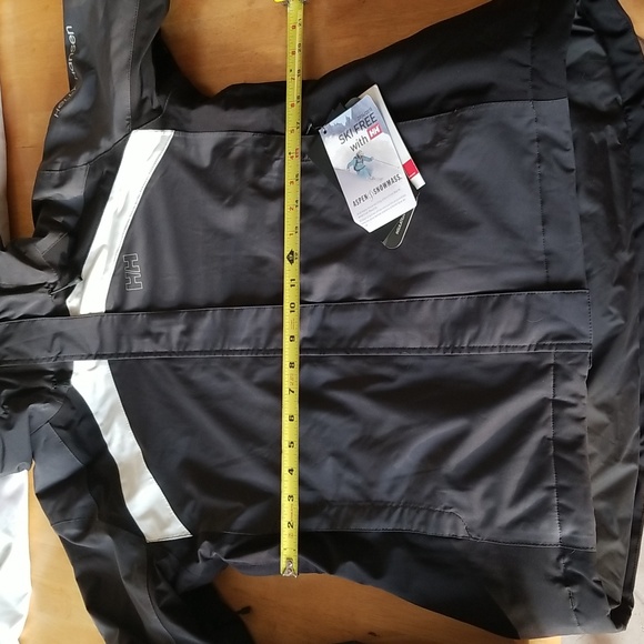 Helly Hansen Ski Jacket - Picture 7 of 16